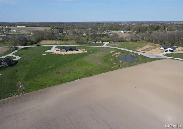 Homes for sale in Highland, IL | 12666 Harvest View Ln, Highland, IL 62249 | MLS# MIS26022100