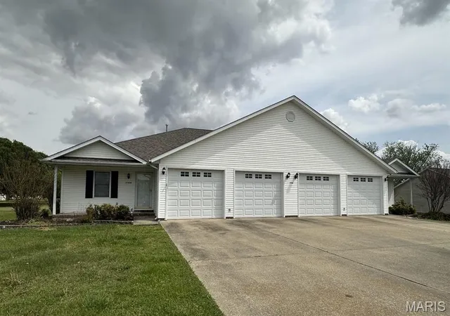 Homes for sale in Dexter, MO | 1110 State Hwy Ad #A & B, Dexter, MO 63841 | MLS# MIS26022108