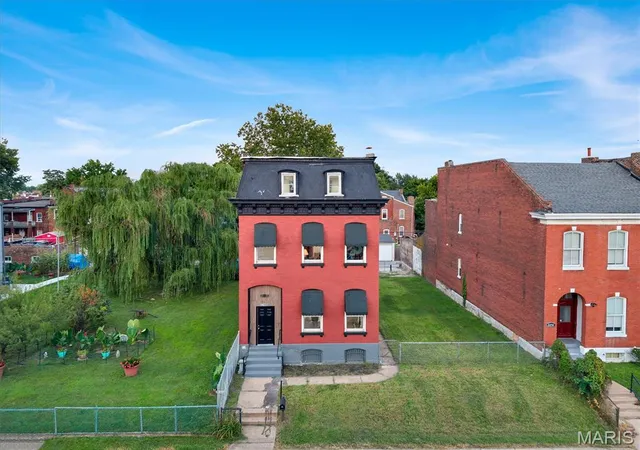 Photo 1 of Single family home for sale at 2248 Missouri Ave, Saint Louis, MO 63104 | MLS# MIS26022163 | Listing updated on 2026-09-03