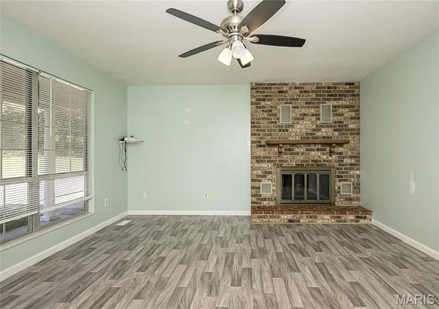 Photo 3 of Single family home for sale at 3524 Scenic Circle Dr, St Louis, MO 63129 | MLS# MIS26022235 | Listing updated on 2026-09-29