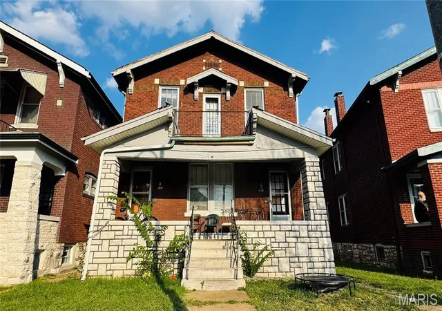 Photo 1 of Multi family home for sale at 4054 S Spring Ave, Saint Louis, MO 63116 | MLS# MIS26022299 | Listing updated on 2026-04-22
