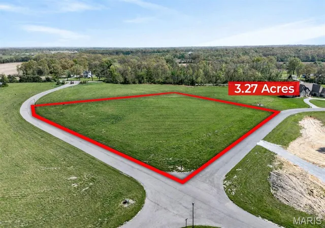 2nd image of 507 Castle Rock Bend Dr, St Peters, MO 63366 | MLS# MIS26022364