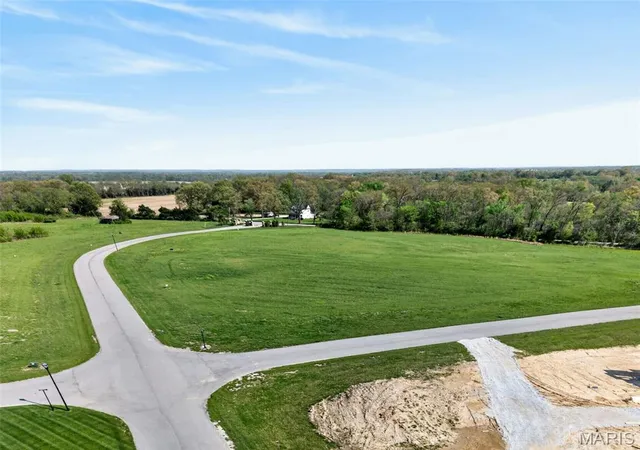 8th image of 507 Castle Rock Bend Dr, St Peters, MO 63366 | MLS# MIS26022364