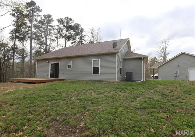 3rd image of 10562 Scarlet Ridge Dr, Potosi, MO 63664 | MLS# MIS26022438