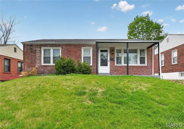 1st image of 242 Emerling Dr, Saint Louis, MO 63121 | MLS# MIS26022453