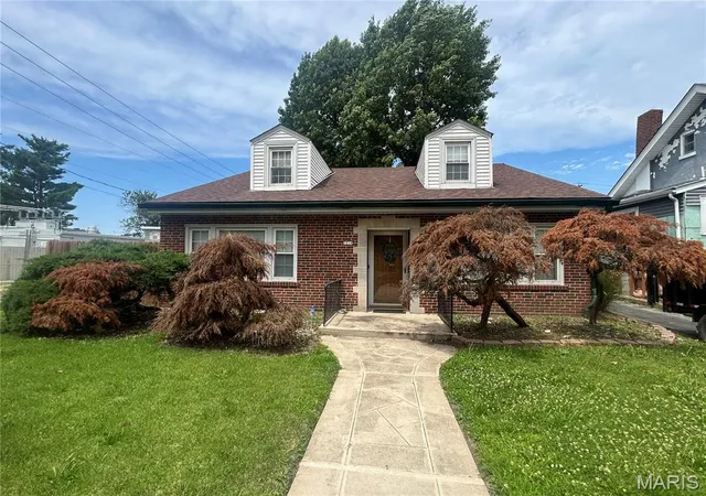 Photo 1 of Single family home for sale at 1219 Waldron Ave, Saint Louis, MO 63130 | MLS# MIS26022465 | Listing updated on 2026-09-28
