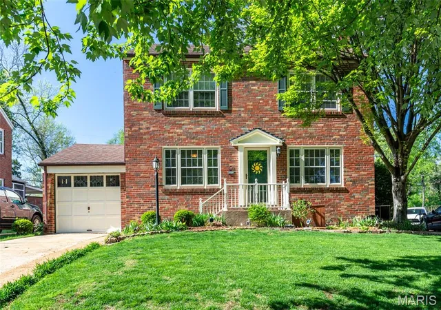 Homes for sale in Saint Louis, MO | 7370 Winchester Dr, Saint Louis, MO 63121 | MLS# MIS26022466