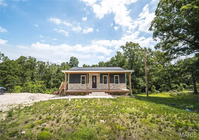 Homes for sale in St Robert, MO | 16719 Holland Dr, St Robert, MO 65584 | MLS# MIS26022508