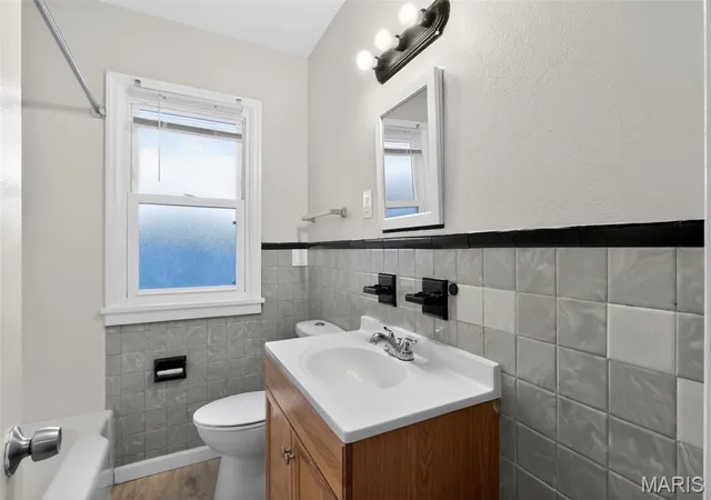 27th image of 311 Superior Dr, Saint Louis, MO 63135 | MLS# MIS26022574
