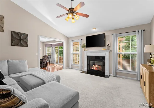Photo 4 of Sale Pending at 961 Sturbridge Trl, O Fallon, IL 62269 | MLS# MIS26022646 | Listing updated on 2026-10-12
