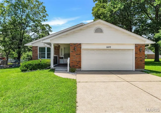 Homes for sale in Pacific, MO | 107 Vincent St, Pacific, MO 63069 | MLS# MIS26022651