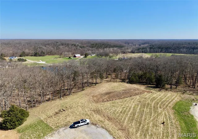 Homes for sale in Troy, MO | 104 Spring Lake Ct, Troy, MO 63379 | MLS# MIS26022674