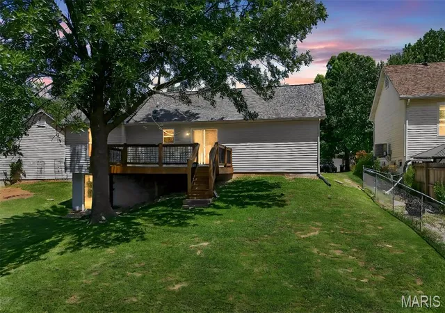 5th image of 1319 Cambrook Ct, St Charles, MO 63304 | MLS# MIS26022757