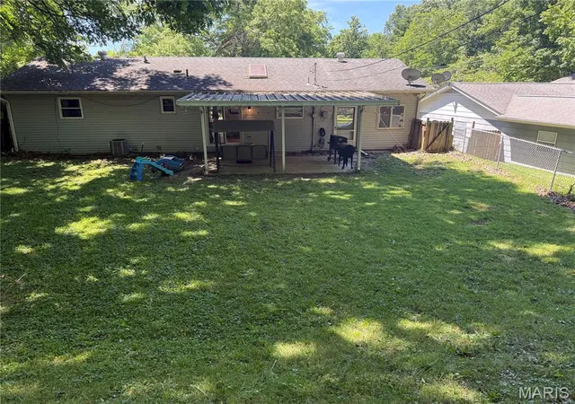 Homes for sale in Cape Girardeau, MO | 508 Green Acres St, Cape Girardeau, MO 63701 | MLS# MIS26022781