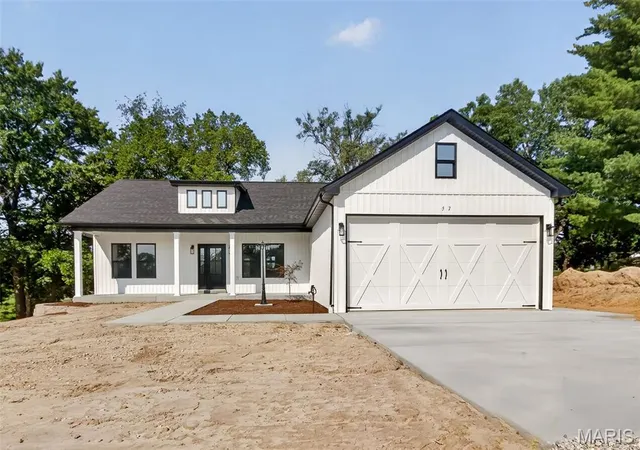 Photo 2 of Single family home for sale at 57 Straight St, Elsberry, MO 63343 | MLS# MIS26023036 | Listing updated on 2026-08-28