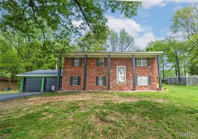 Homes for sale in Dexter, MO | 16911 Christian Dr, Dexter, MO 63841 | MLS# MIS26023069