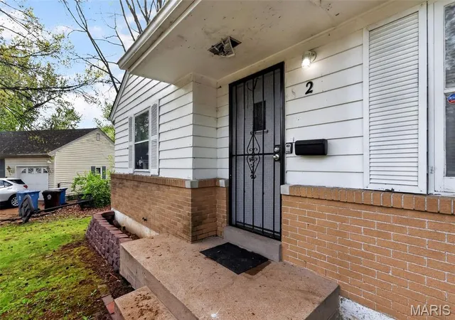image of 2 Marcel Ct, Saint Louis, MO 63135 | MLS# MIS26023088