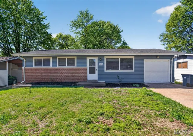 1st image of 1752 Hudson Rd, St Louis, MO 63136 | MLS# MIS26023115