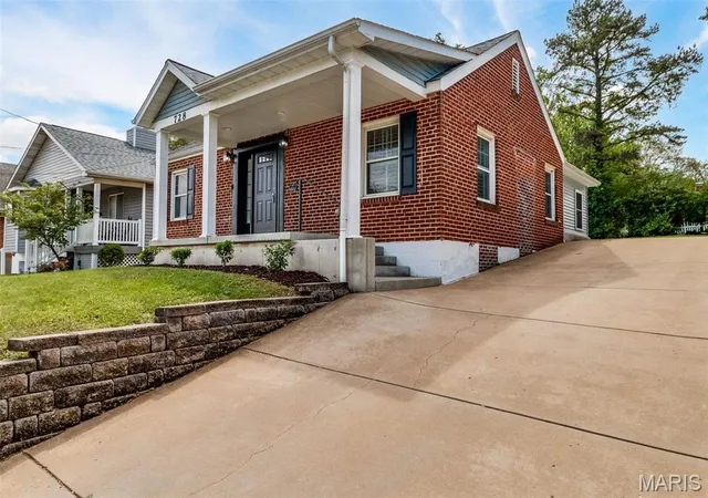 Homes for sale in Saint Louis, MO | 728 Marshall Ave, Saint Louis, MO 63119 | MLS# MIS26023121