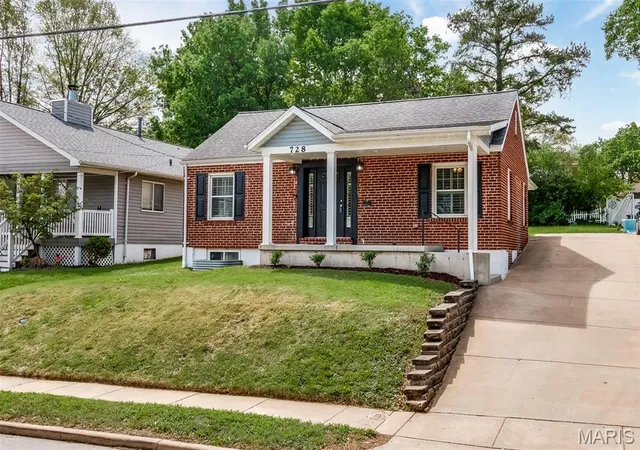 Homes for sale in Saint Louis, MO | 728 Marshall Ave, Saint Louis, MO 63119 | MLS# MIS26023121