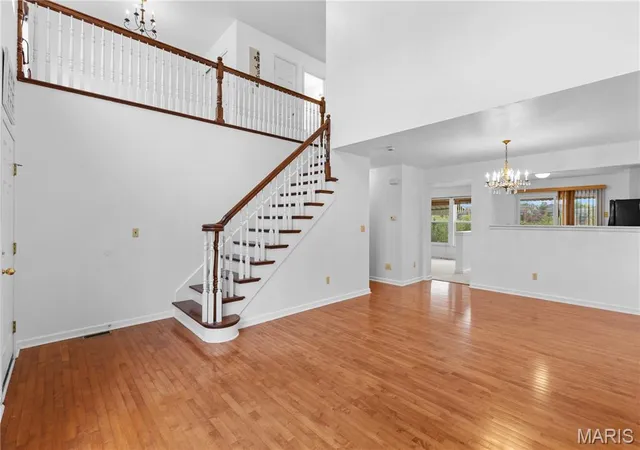 Photo 3 of Sale Pending at 3560 Pearson Pointe Ct, St Louis, MO 63129 | MLS# MIS26023134 | Listing updated on 2026-08-15
