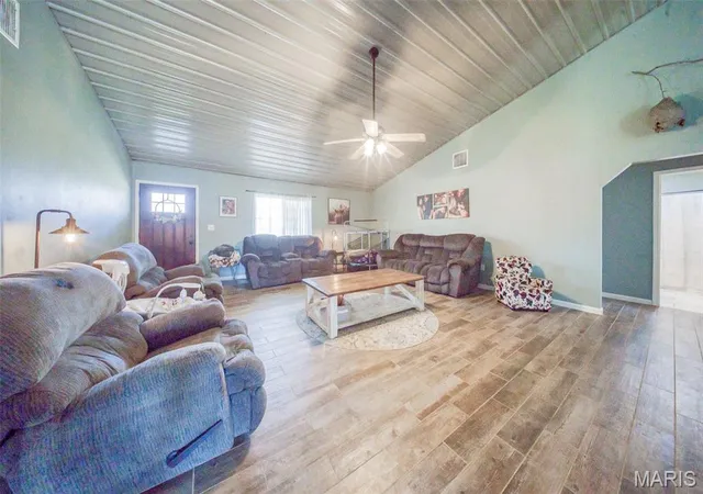 Homes for sale in Salem, MO | 3014 County Road 2330, Salem, MO 65560 | MLS# MIS26023176