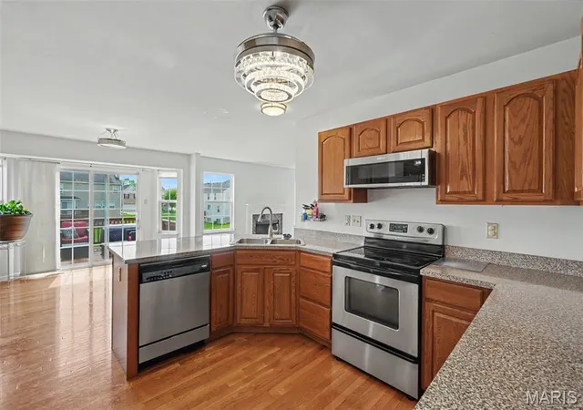 Photo 3 of Single family home for sale at 1347 Harting Dr, Florissant, MO 63031 | MLS# MIS26023210 | Listing updated on 2026-09-14
