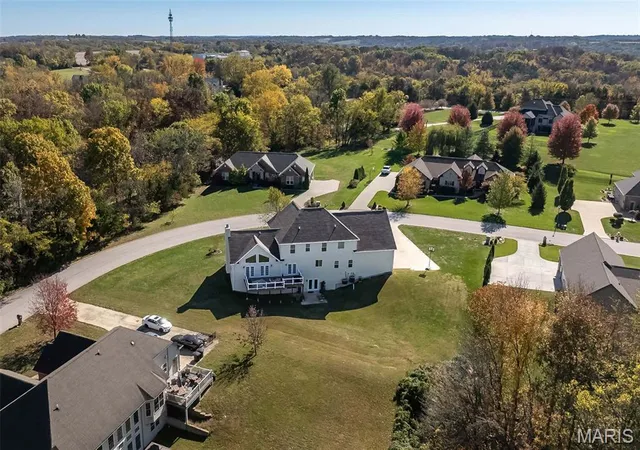 Photo 4 of Sale Pending at 431 Ridge Meadow Ln, Washington, MO 63090 | MLS# MIS26023255 | Listing updated on 2026-08-27