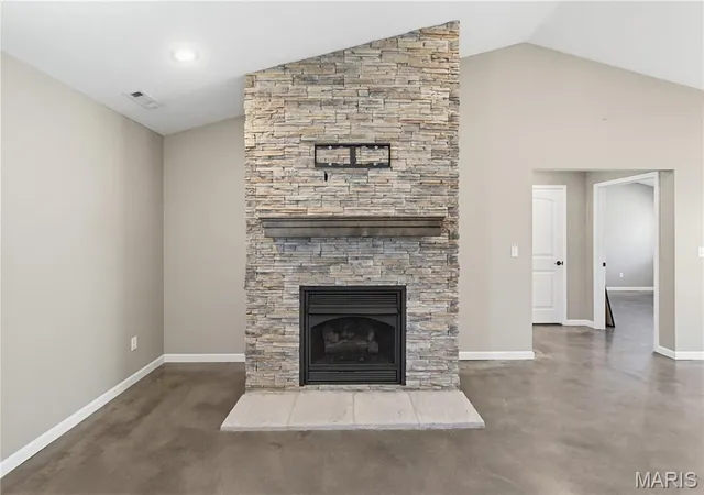 Photo 3 of Sale Pending at 125 Perseverance Dr, Poplar Bluff, MO 63901 | MLS# MIS26023277 | Listing updated on 2026-09-21