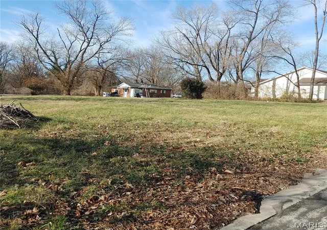 Homes for sale in Edwardsville, IL | 213 Seminole St, Edwardsville, IL 62025 | MLS# MIS26023377