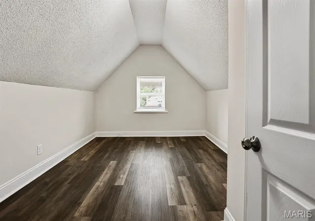 Photo 4 of Single family home for sale at 5946 Julian Ave, Saint Louis, MO 63112 | MLS# MIS26023401 | Listing updated on 2026-04-18