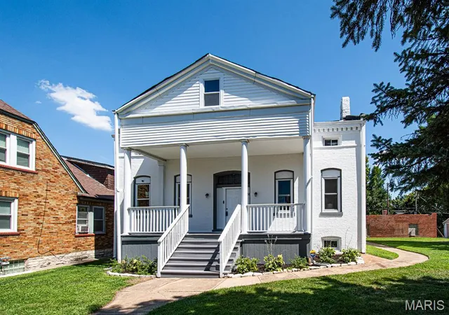 Photo 1 of Single family home for sale at 4136 Pennsylvania Ave, Saint Louis, MO 63118 | MLS# MIS26023422 | Listing updated on 2026-10-10