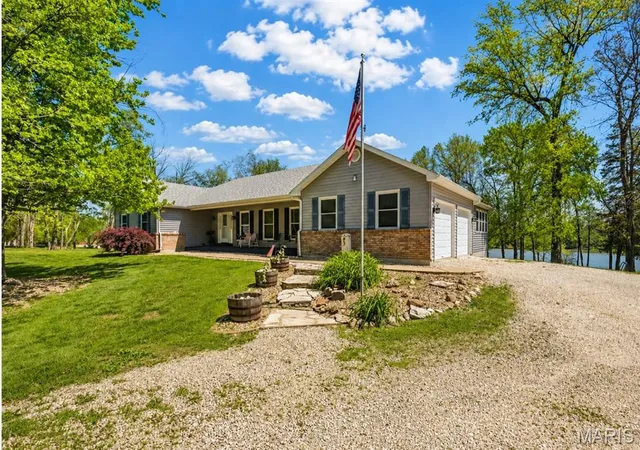 Homes for sale in Warrenton, MO | 29302 Meadowlark South, Warrenton, MO 63383 | MLS# MIS26023459