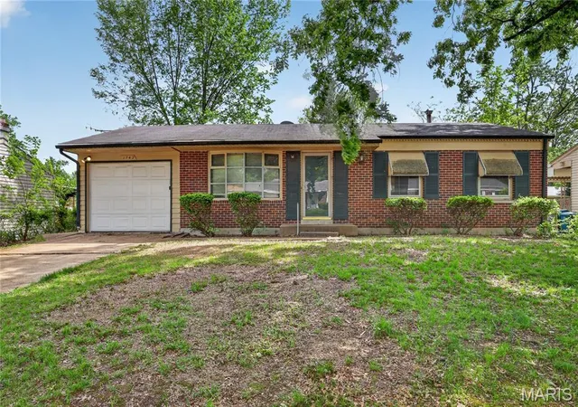 Homes for sale in Saint Louis, MO | 1742 Bradshaw Dr, Saint Louis, MO 63136 | MLS# MIS26023476