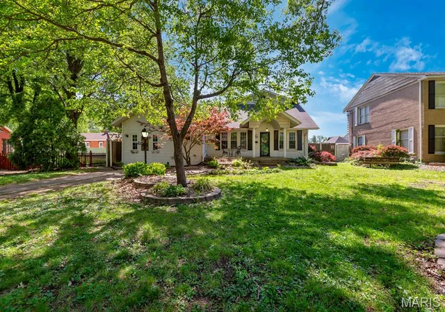 3rd image of 2660 Edison Ave, Granite City, IL 62040 | MLS# MIS26023505