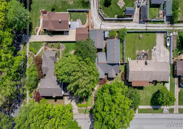 44th image of 2660 Edison Ave, Granite City, IL 62040 | MLS# MIS26023505