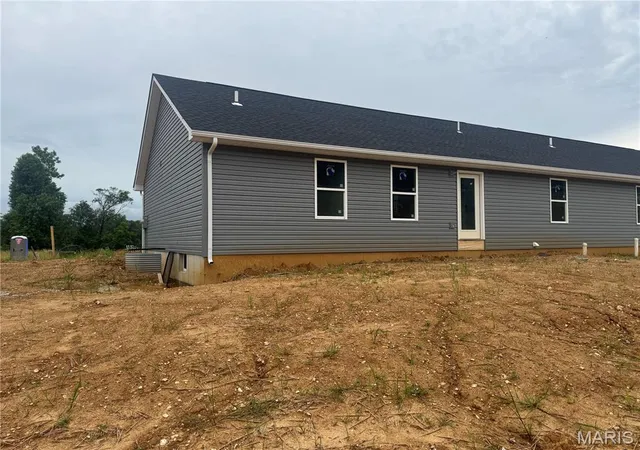 Homes for sale in Moscow Mills, MO | 112 Grindstone Ct, Moscow Mills, MO 63362 | MLS# MIS26023528
