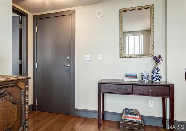 Photo 4 of Sale Pending at 3608 Gravois Ave #6E, St Louis, MO 63116 | MLS# MIS26023622 | Listing updated on 2026-08-21