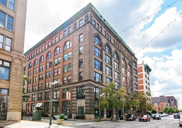 Photo 3 of Condo for sale at 507 N 13th St #710, Saint Louis, MO 63103 | MLS# MIS26023691 | Listing updated on 2026-10-09