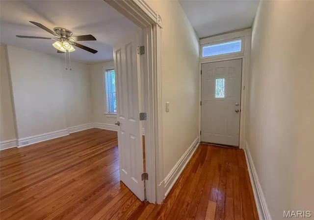 Photo 3 of Sale Pending at 6914 Waldemar Ave, Saint Louis, MO 63139 | MLS# MIS26023717 | Listing updated on 2026-05-27