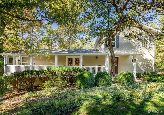 3rd image of 51 Nordic Ln, Defiance, MO 63341 | MLS# MIS26023721