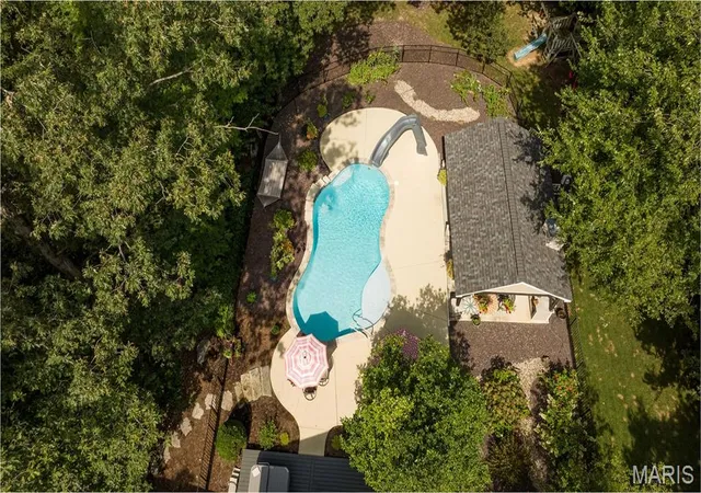 5th image of 51 Nordic Ln, Defiance, MO 63341 | MLS# MIS26023721