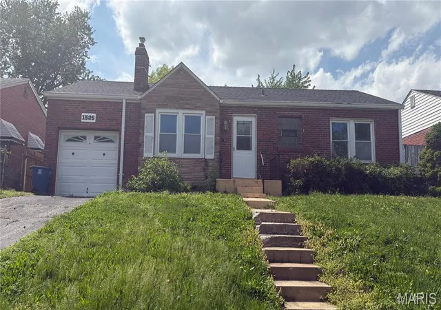 Single Family Residence at 1525 Westmont Pl, Saint Louis, MO 63130 | MLS# MIS26023790 |  | Sold on 2026-05-18