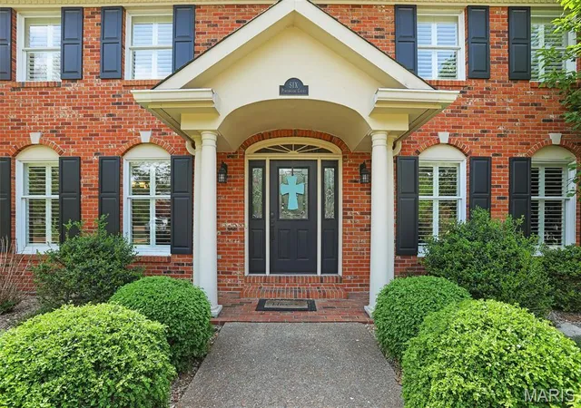 Homes for sale in Edwardsville, IL | 6 Pinebrook Ct, Edwardsville, IL 62025 | MLS# MIS26023791