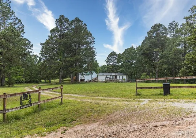 Homes for sale in Salem, MO | 1095 County Road 5390, Salem, MO 65560 | MLS# MIS26023814
