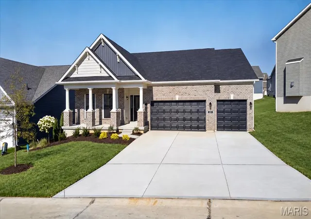 Photo 1 of Single family home for sale at 325 Healthy Wy, Saint Charles, MO 63304 | MLS# MIS26023818 | Listing updated on 2026-10-27