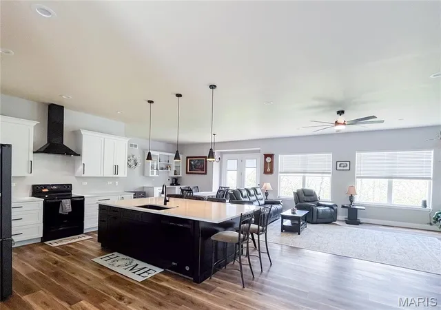 4th image of 215 Rugged Acres, Defiance, MO 63341 | MLS# MIS26023819