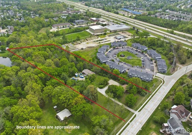 Photo 2 of Sale Pending at 1670 Stump Rd, O Fallon, MO 63368 | MLS# MIS26023838 | Listing updated on 2026-05-02