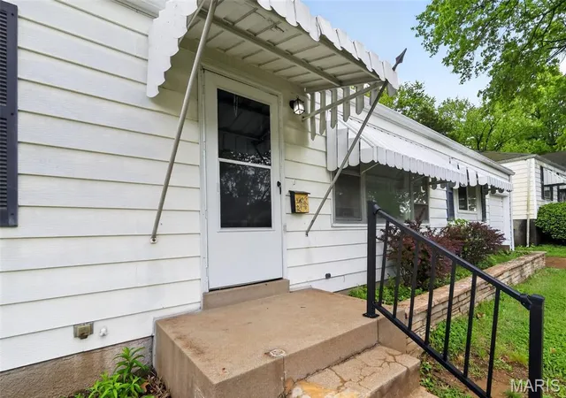 Homes for sale in Saint Louis, MO | 10220 Tappan Dr, Saint Louis, MO 63137 | MLS# MIS26023951