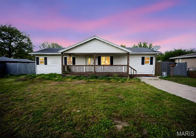 Photo 1 of Single family home for sale at 2311 Orville Ave, Granite City, IL 62040 | MLS# MIS26023955 | Listing updated on 2026-04-23